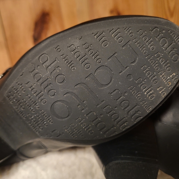 Rialto Crystal, Women's, tall black boots,  size 9.5 - Picture 5 of 7